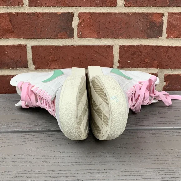 NEW-Nike Blazer Mid '77 Vintage Sneaker (men’s 9/women’s 10.5) NWOT - Picture 9 of 13